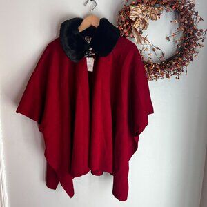 Anne Klein Women's Faux Fur Collar Ponco Sz MEDIUM in Titian Red/Anne Black